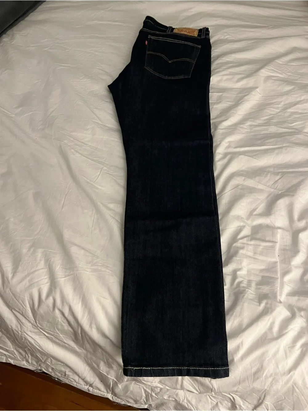 Levis relaxed fit
